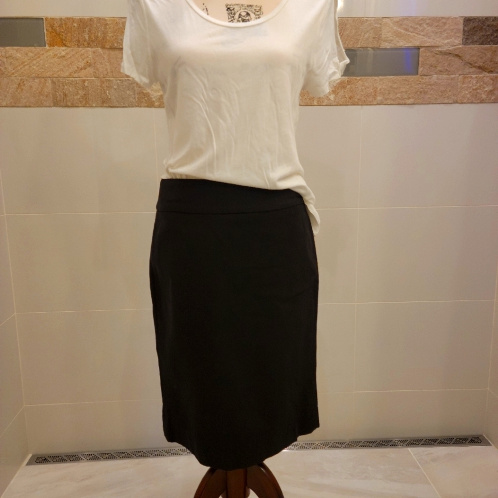 Banana republic skirt size 6